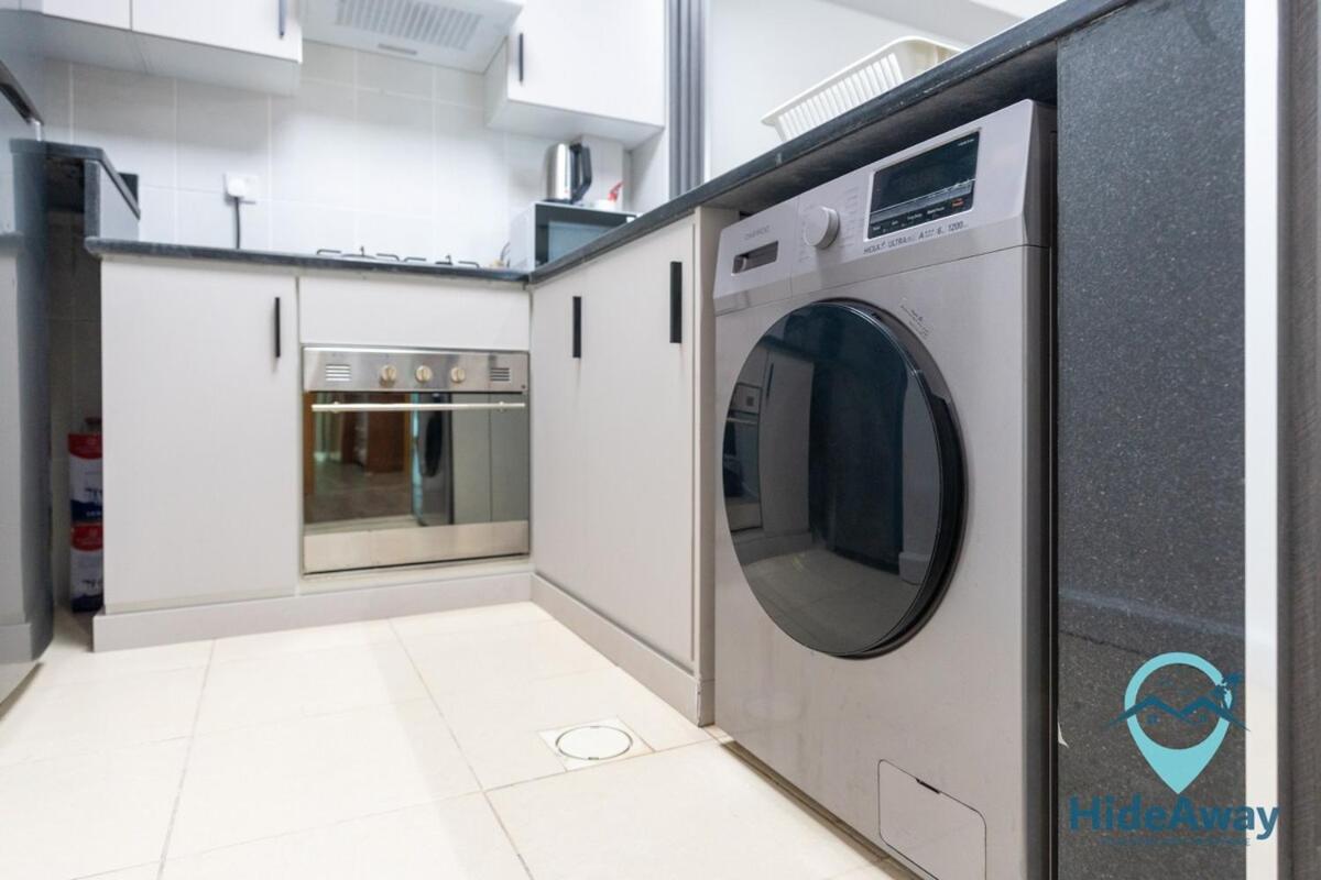 Apartment 1br Cozy And Bright Marina Dubai
